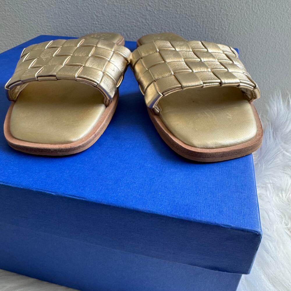 Vince Camuto Metallic Gold Woven Leather Slide Sandals Size 7 - Picture 6 of 10